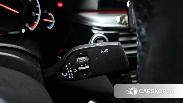 BMW 5 Series (G30) id 4188129 из Кореи 8