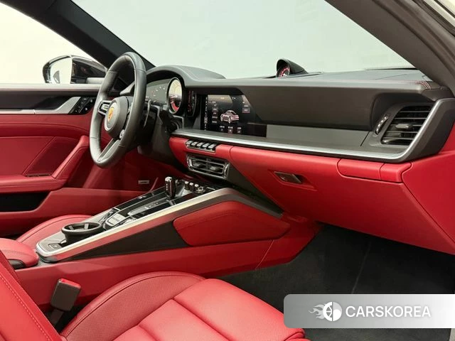 Porsche 911(992) id 4594994 из Кореи 8