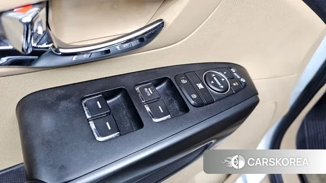 Kia The New Carnival id 3622107 из Кореи 8