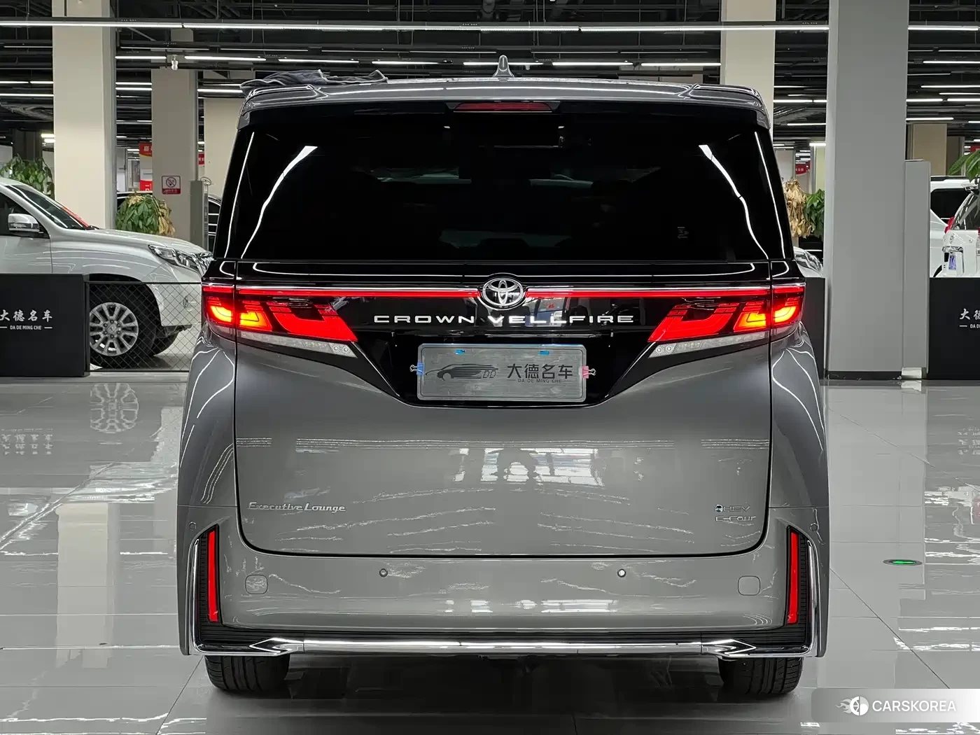 Toyota Vellfire id 4674327 из Китая 8