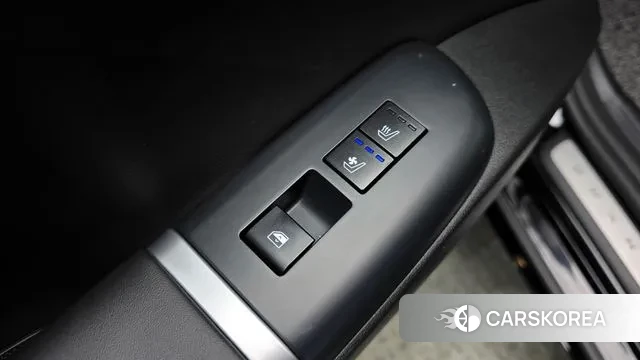 Hyundai Grandeur (GN7) id 3555590 из Кореи 8