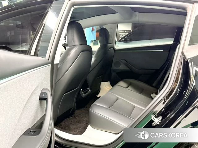 Tesla Model 3 id 4213792 из Китая 8