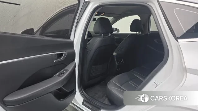 Hyundai Sonata (DN8) id 3789245 из Кореи 8