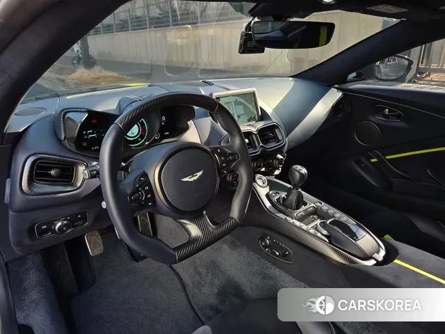 Aston Martin Vantage 2nd Generation id 3733652 из Кореи 8