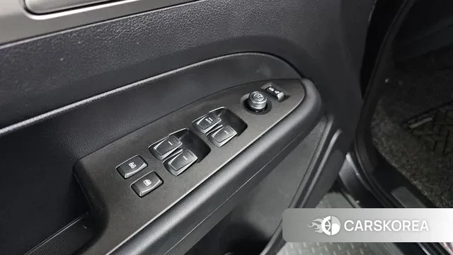 Ssangyong Rexton Sports id 3772976 из Кореи 8