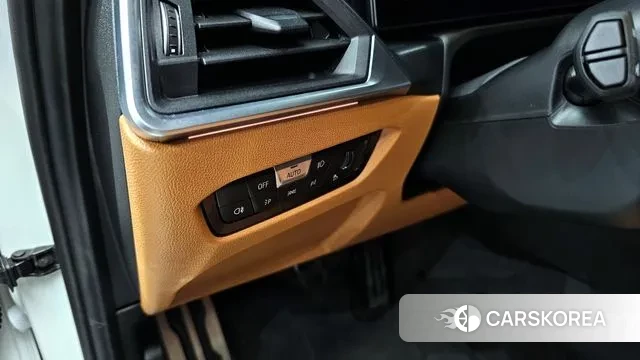 BMW 3 Series (G20) id 3472128 из Кореи 8