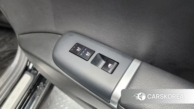 Hyundai Grandeur (GN7) id 3437191 из Кореи 8