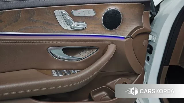 Mercedes-Benz E-Class W213 id 3622118 из Кореи 8