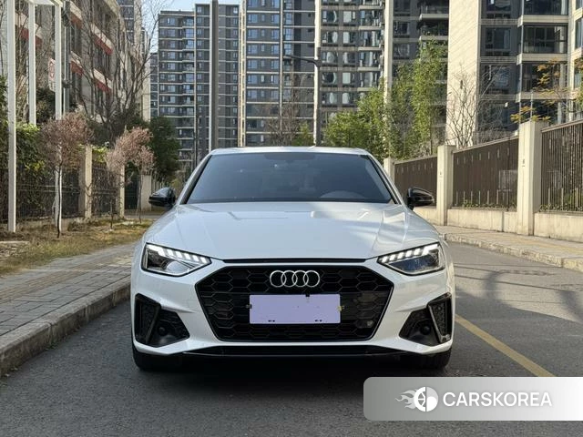 Audi A4L id 4301182 из Китая 8