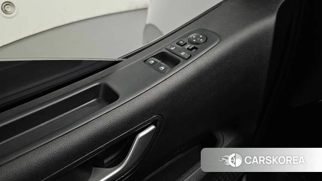 Hyundai Staria id 4302605 из Кореи 8