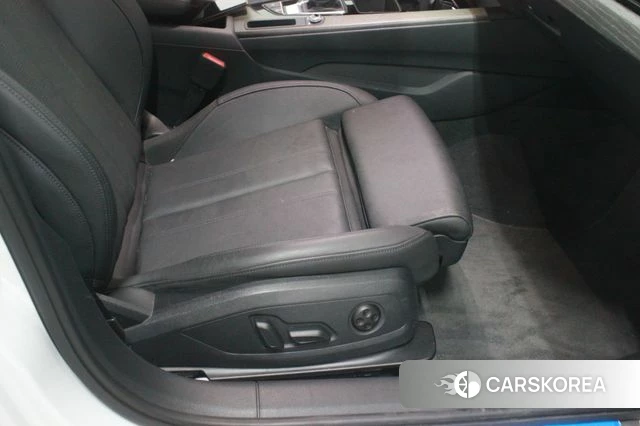 Audi A4 (B9) id 3934120 из Кореи 8