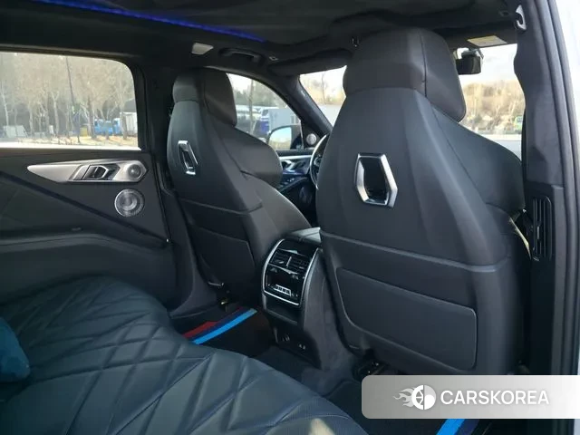 BMW XM (G09) id 3555513 из Кореи 8