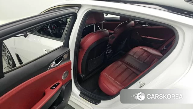 Kia Stinger id 4581579 из Кореи 8