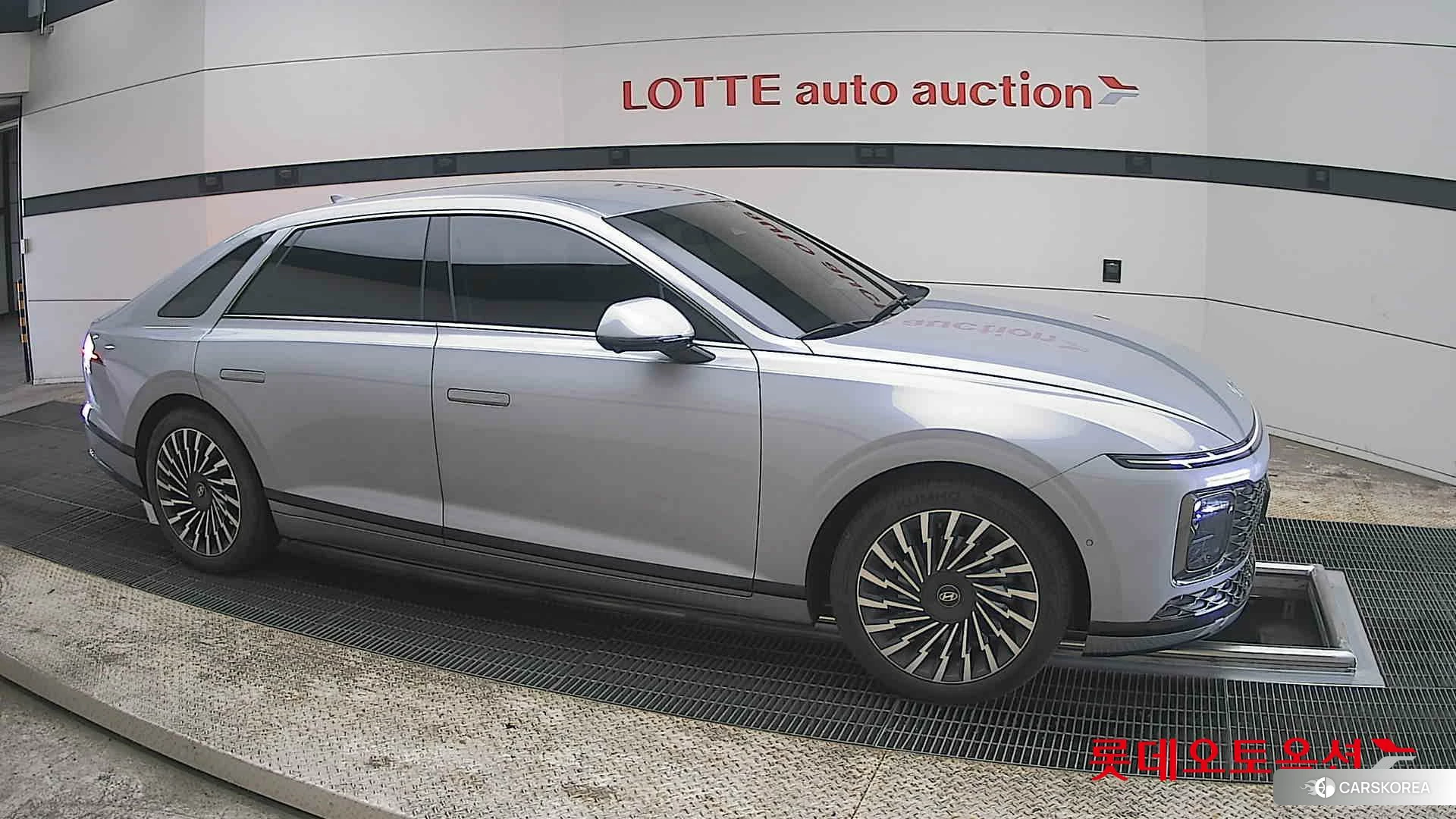 Hyundai Grandeur id 3882058 из Кореи 8