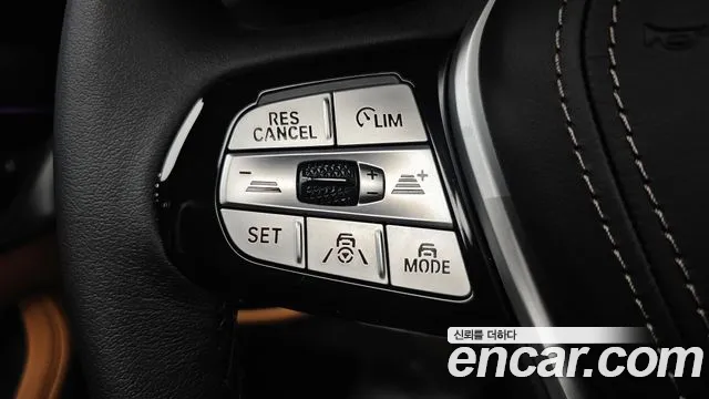 BMW 5 Series (G30) id 2704575 из Кореи 8