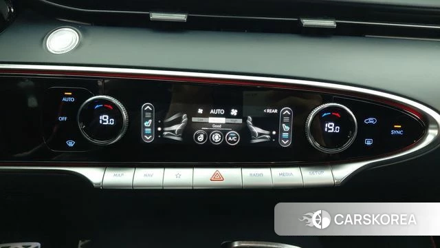 Genesis GV70 id 4495756 из Кореи 8