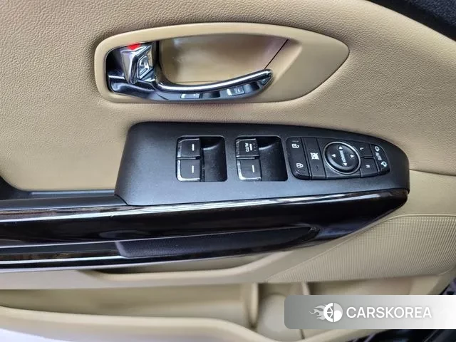 Kia The New Carnival id 3469713 из Кореи 8