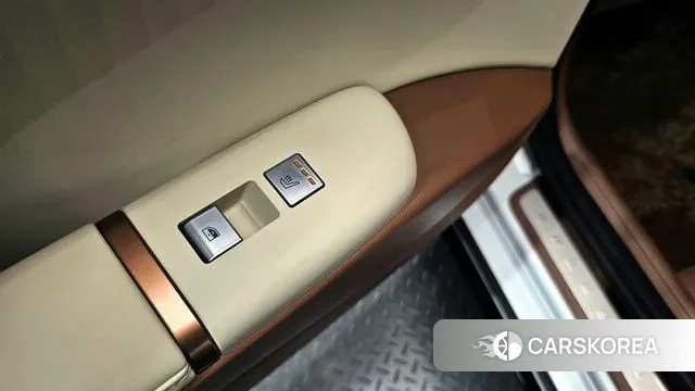 Hyundai Grandeur (GN7) id 3316690 из Кореи 8