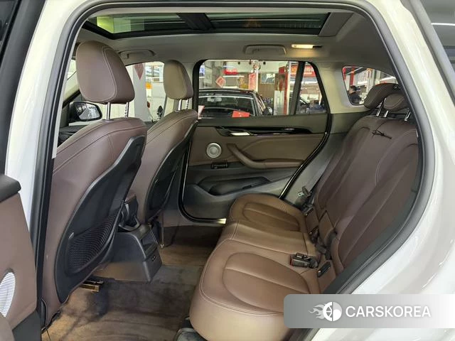 BMW X1 id 4265901 из Китая 8