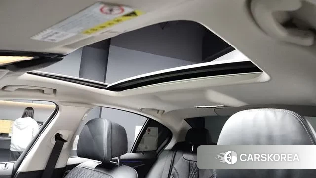 BMW 5 Series (G30) id 3484854 из Кореи 8