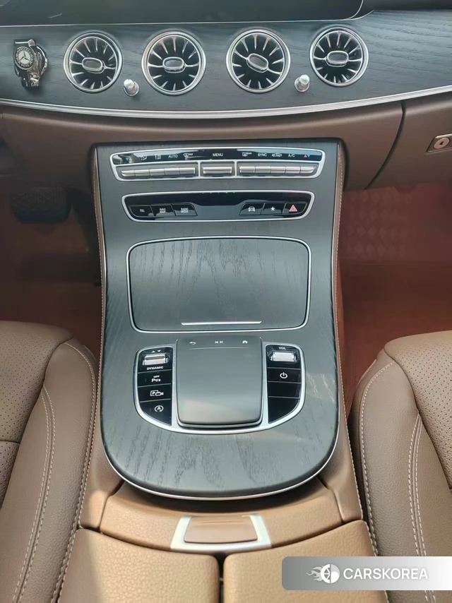 Mercedes-Benz E-class id 4256830 из Китая 8