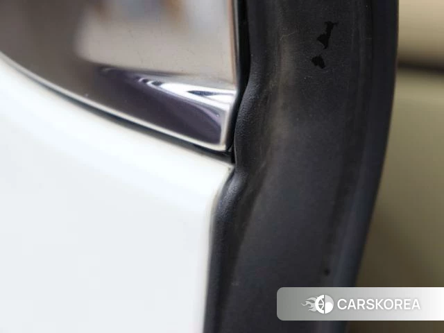Toyota Elfa id 4298283 из Китая 8