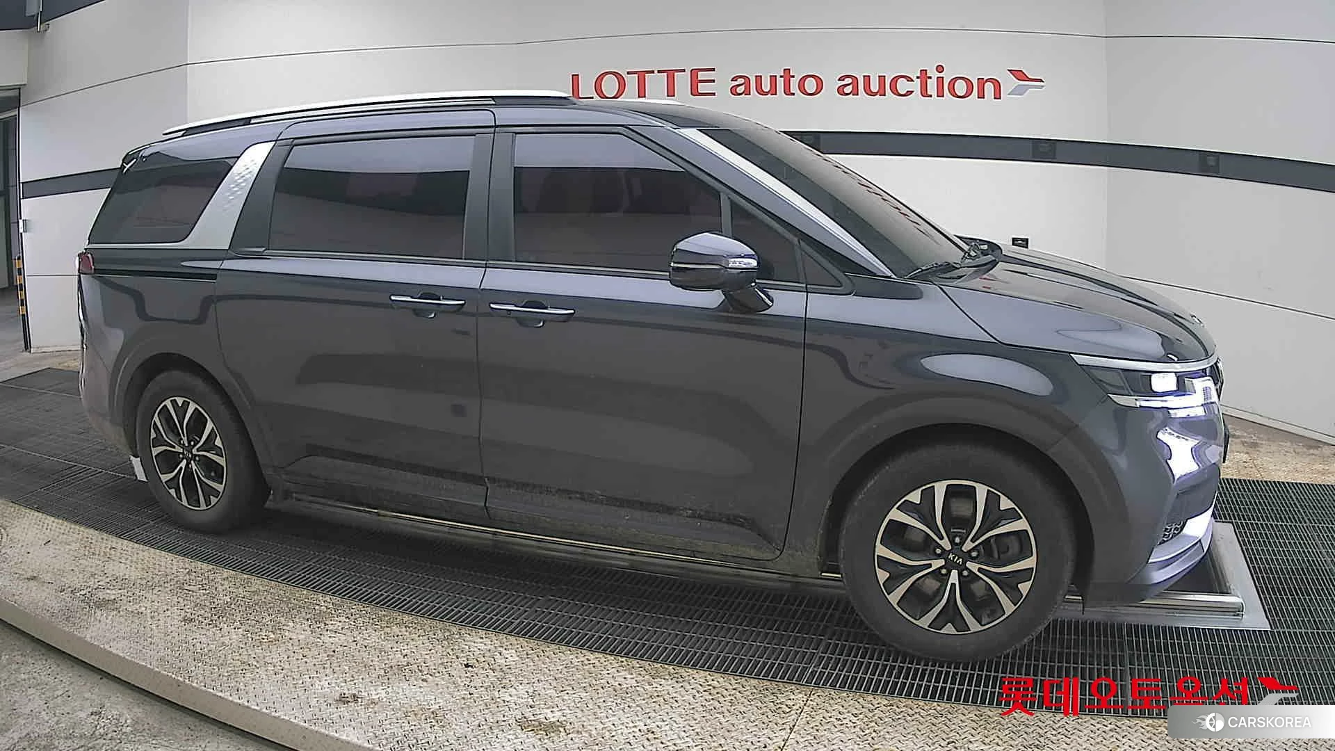 Kia Carnival id 3888420 из Кореи 8