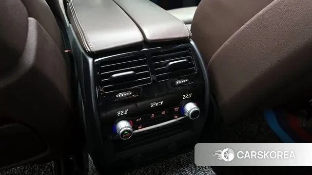 BMW 5 Series (G30) id 3754029 из Кореи 8