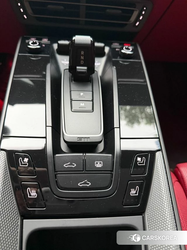 Porsche 911(992) id 4619479 из Кореи 8
