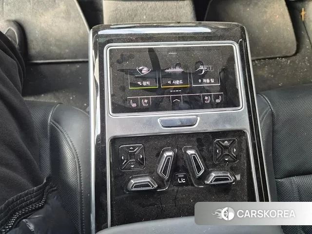 Audi A8 (D5) id 3754035 из Кореи 8