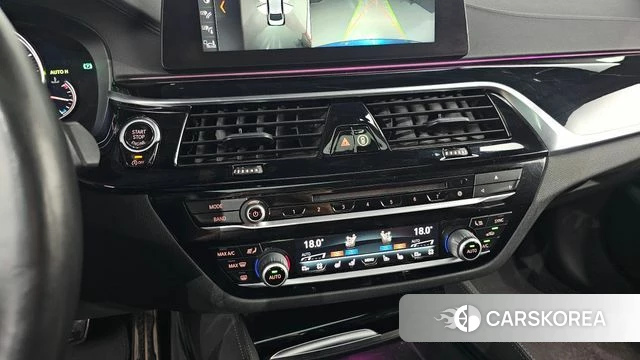 BMW 5 Series (G30) id 4411220 из Кореи 8