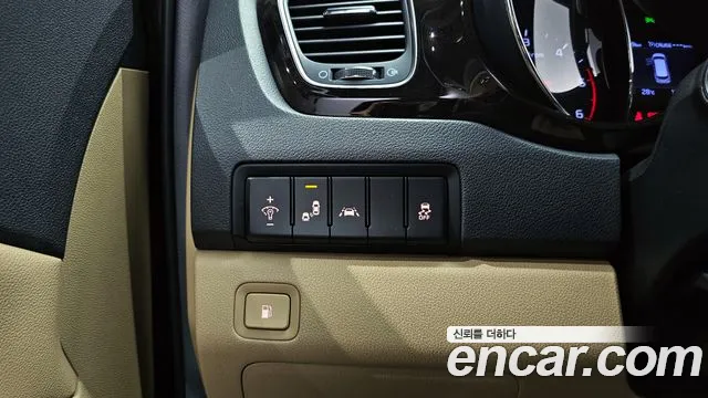 Kia The New Carnival id 2839597 из Кореи 8