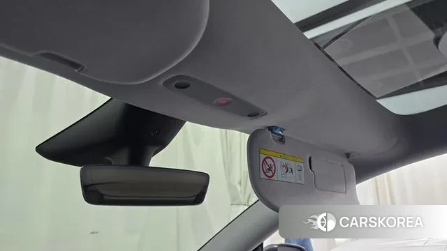 Tesla Model Y id 3436756 из Кореи 8