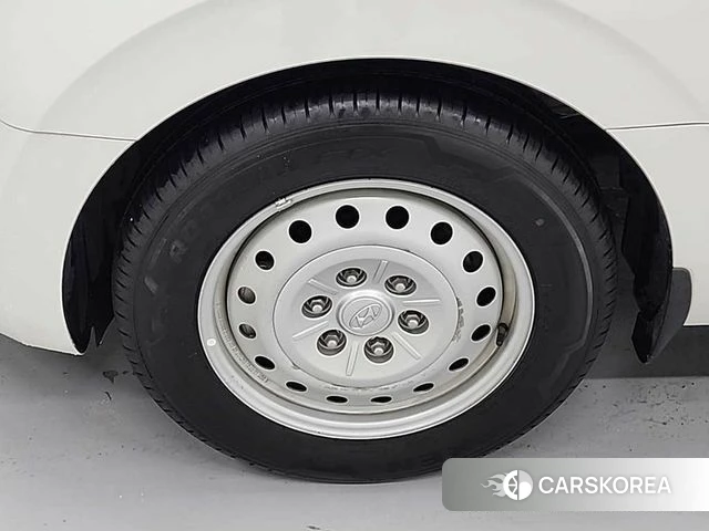 Hyundai Staria id 4692699 из Кореи 8