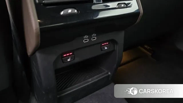 BMW 5 Series (G60) id 3393650 из Кореи 8