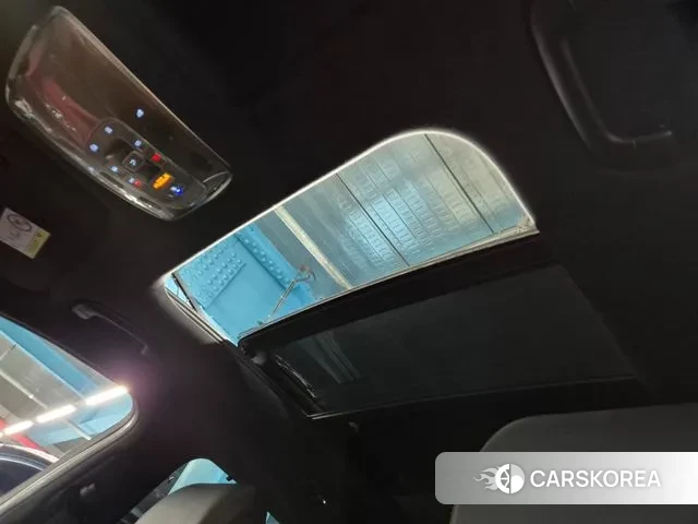 Genesis GV70 id 3655636 из Кореи 8