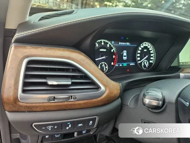 Genesis G90 id 3459728 из Кореи 8