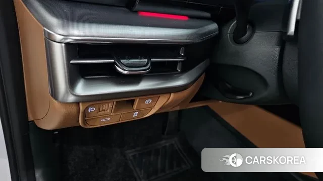 Hyundai Grandeur (GN7) id 3487068 из Кореи 8