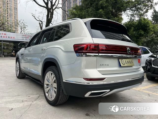 Volkswagen Tourang id 4273356 из Китая 8