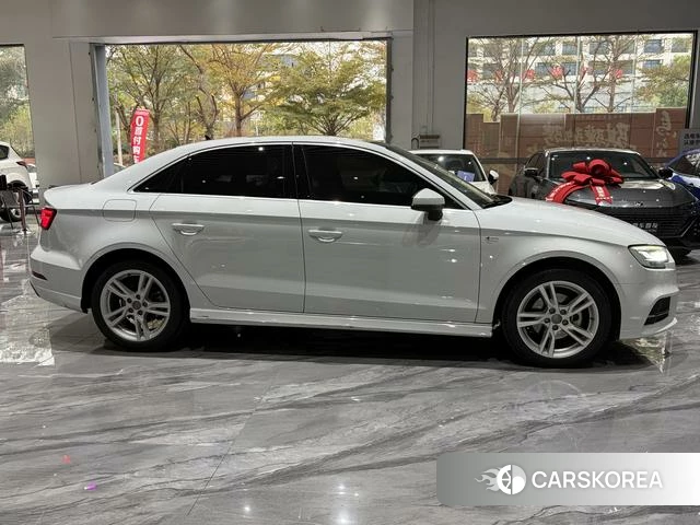 Audi A3 id 4263986 из Китая 8
