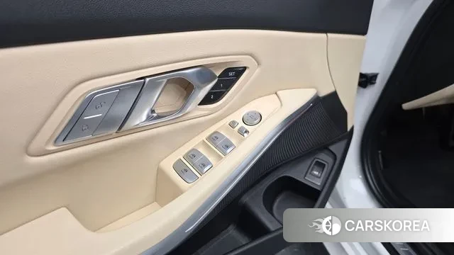 BMW 3 Series (G20) id 3427355 из Кореи 8