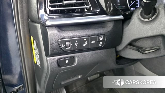Kia The New Niro id 4446436 из Кореи 8