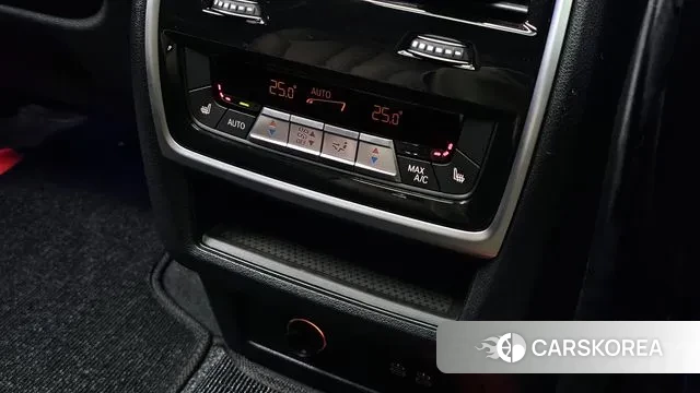 BMW X7 (G07) id 3472384 из Кореи 8