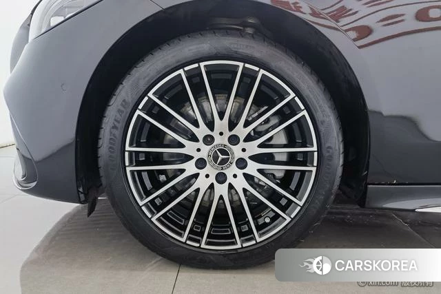 Mercedes-Benz Class C id 4255839 из Китая 8