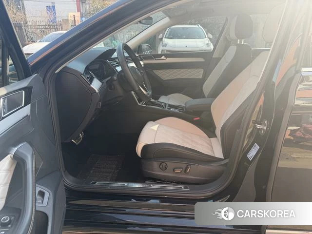 Volkswagen Magotan id 4198971 из Китая 8