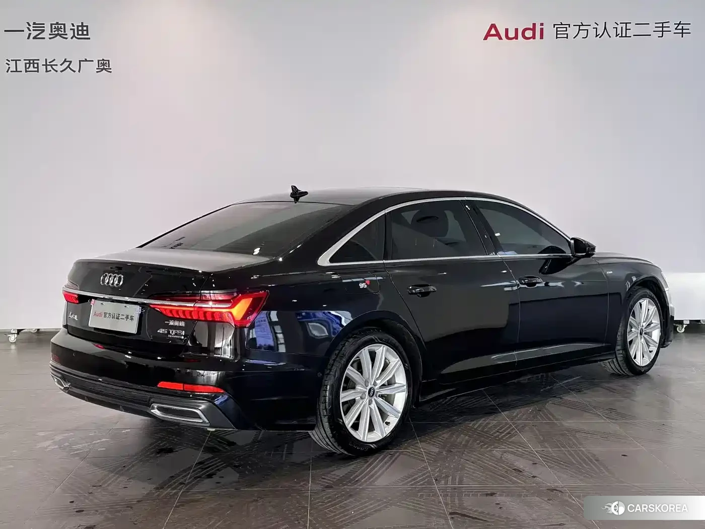 Audi A6L id 4570654 из Китая 8