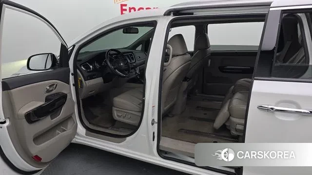 Kia The New Carnival id 3004270 из Кореи 8