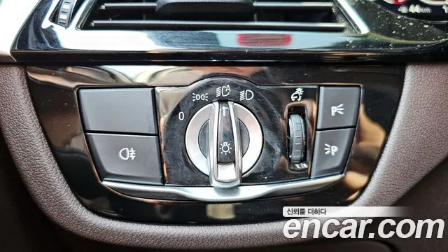 BMW 5 Series (G30) id 2848219 из Кореи 8