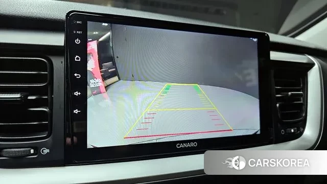 Kia Stonic id 3677460 из Кореи 8