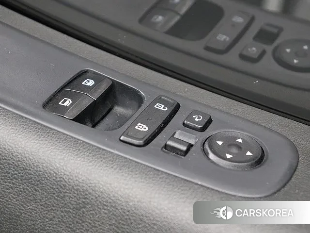 Hyundai Staria id 3487504 из Кореи 8